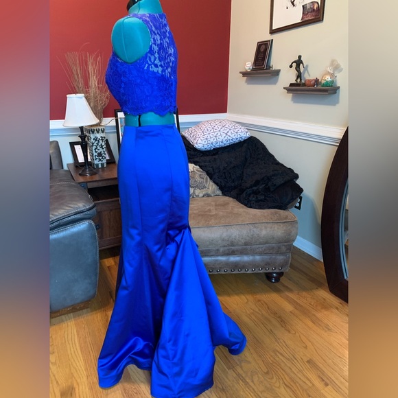 Royal Blue Sparkle Two-Piece Mermaid Lace Prom Dress - Picture 5 of 6